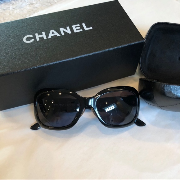 CHANEL SUNGLASSES main image 9